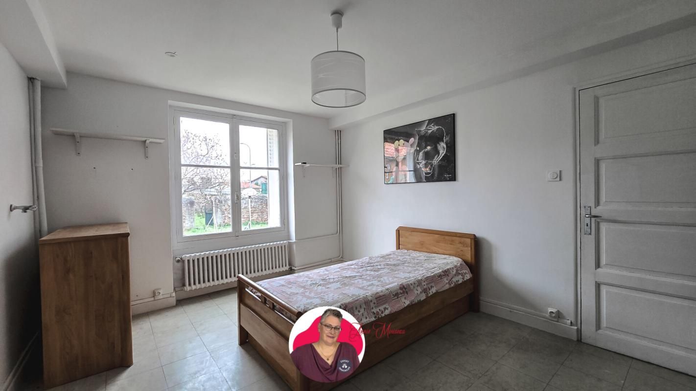 ISSOIRE Maison 150 m², 4 chambres, garage et jardin en centre ville, possible 2 appts 4