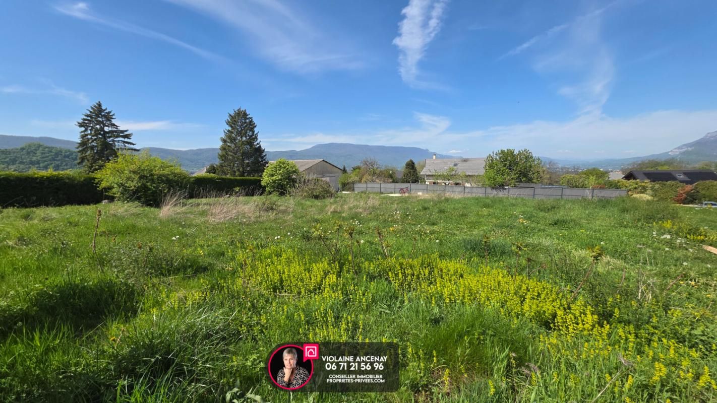 MONTAGNOLE Terrain constructible et viabilisé  à Montagnole 1