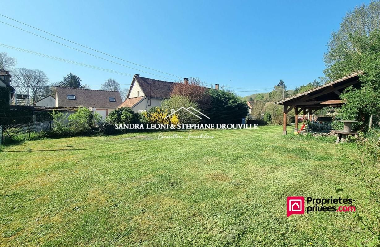 MAINTENON MAINTENON - SAINT PIAT  JOLI TERRAIN PLAT DE 418 m²  - FACADE de 24 ml 1