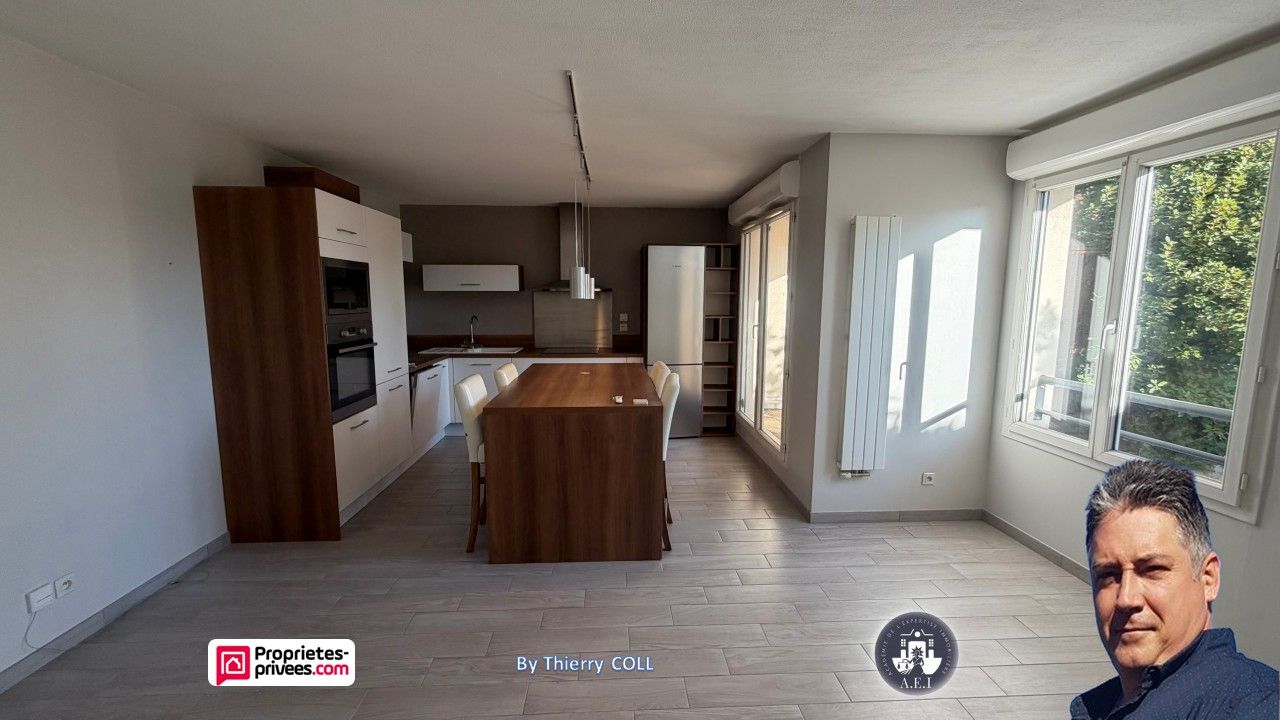 SAINT-PRIEST RARE SUR LE SECTEUR  APPARTEMENT T3 EN REZ-DE-JARDIN AVEC EXTÉRIEURS & GARAGE SAINT-PRIEST 3