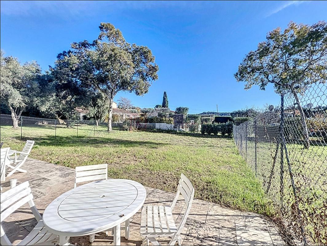 AURIBEAU-SUR-SIAGNE Maison mitoyenne Auribeau Sur Siagne 5 pièces 112 m2 2