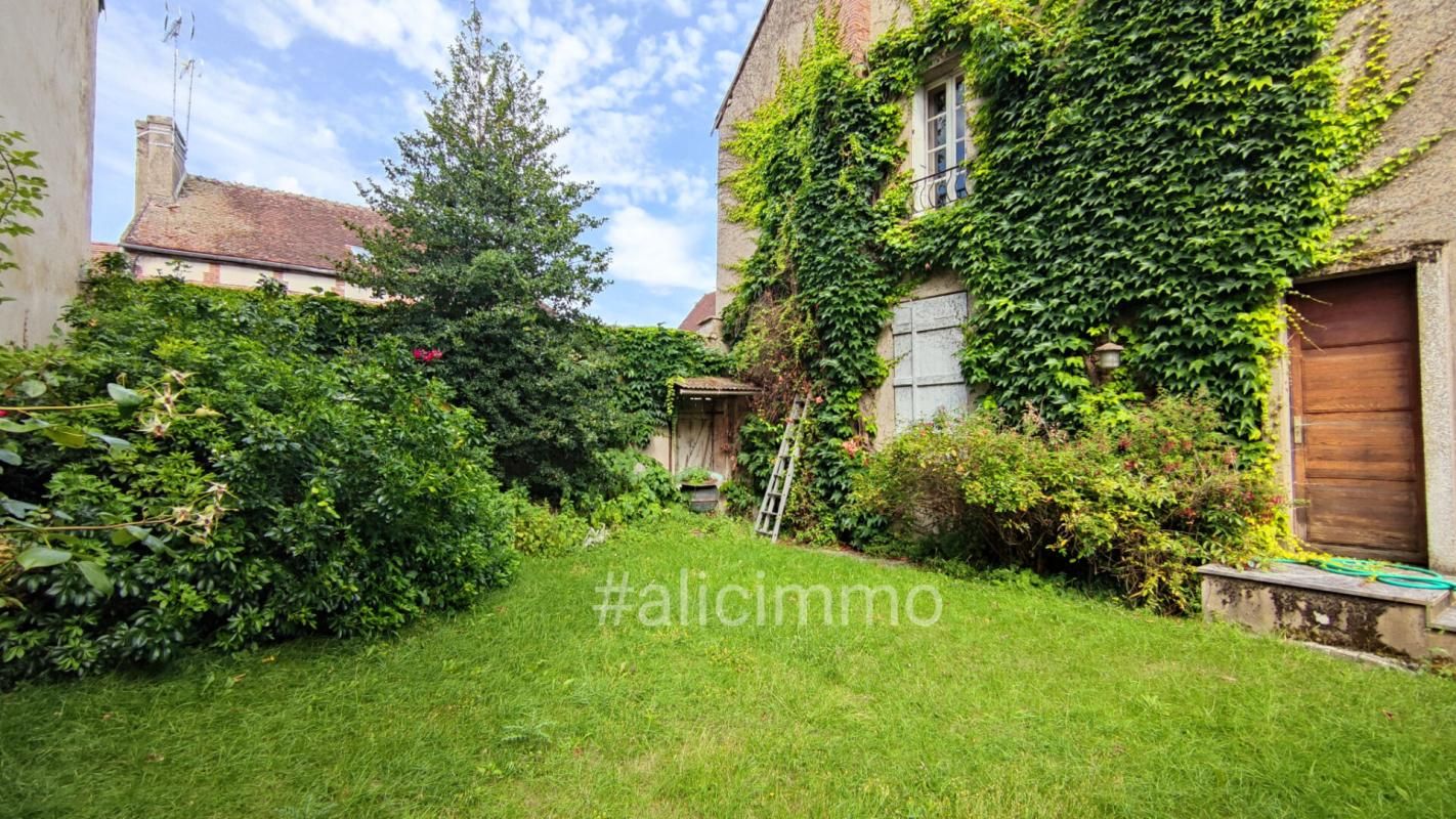 SEZANNE Maison Sézanne 8 pièces 252 m2 2