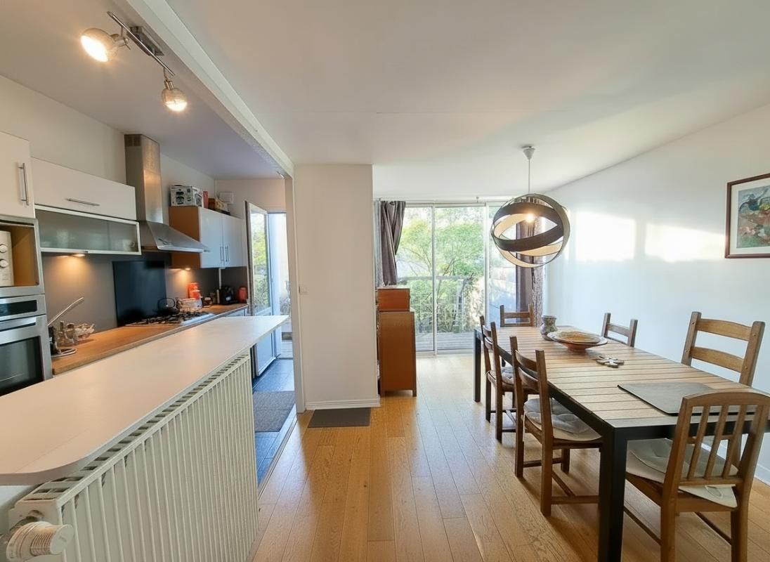 ANGERS Maison Angers 7 pièce(s) 142 m2 1