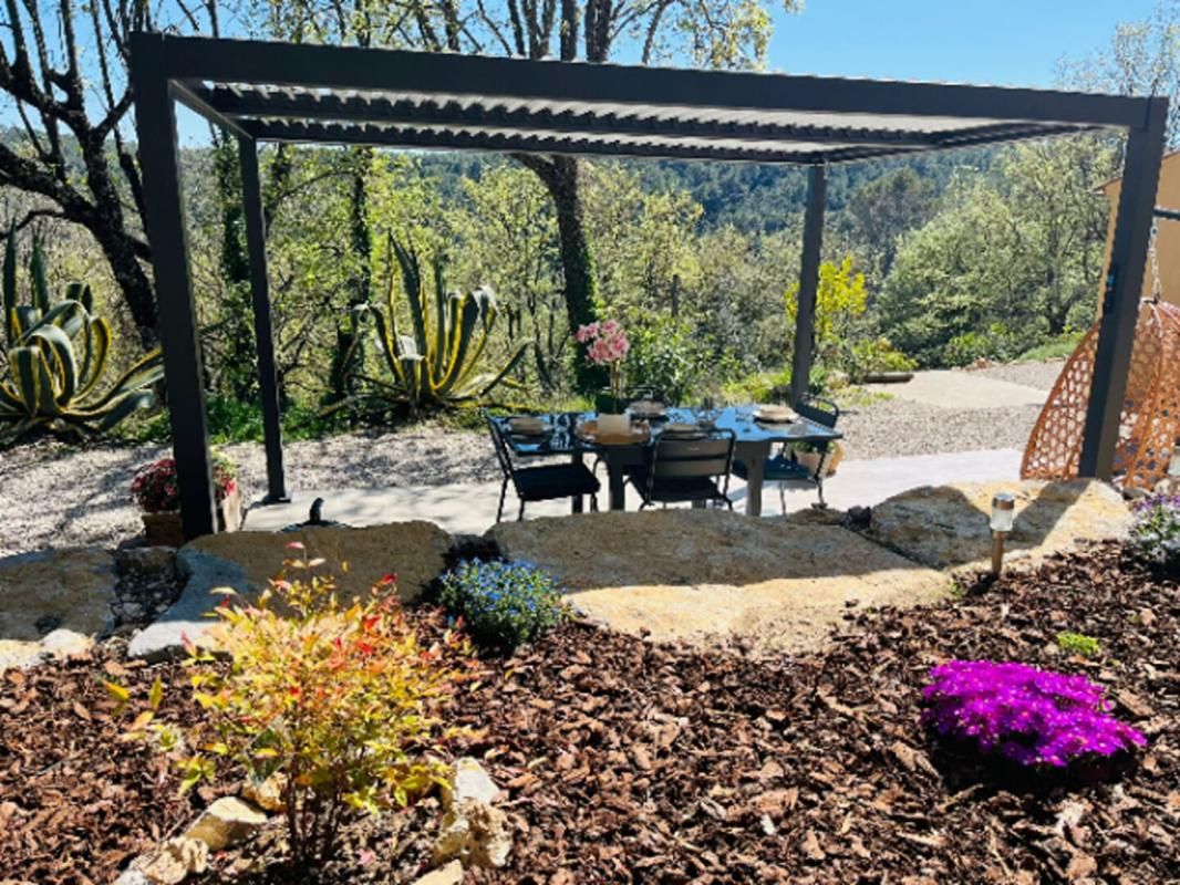 FIGANIERES VILLA INDIVIDUELLE AVEC APPART T3 INDEPENDANT 2