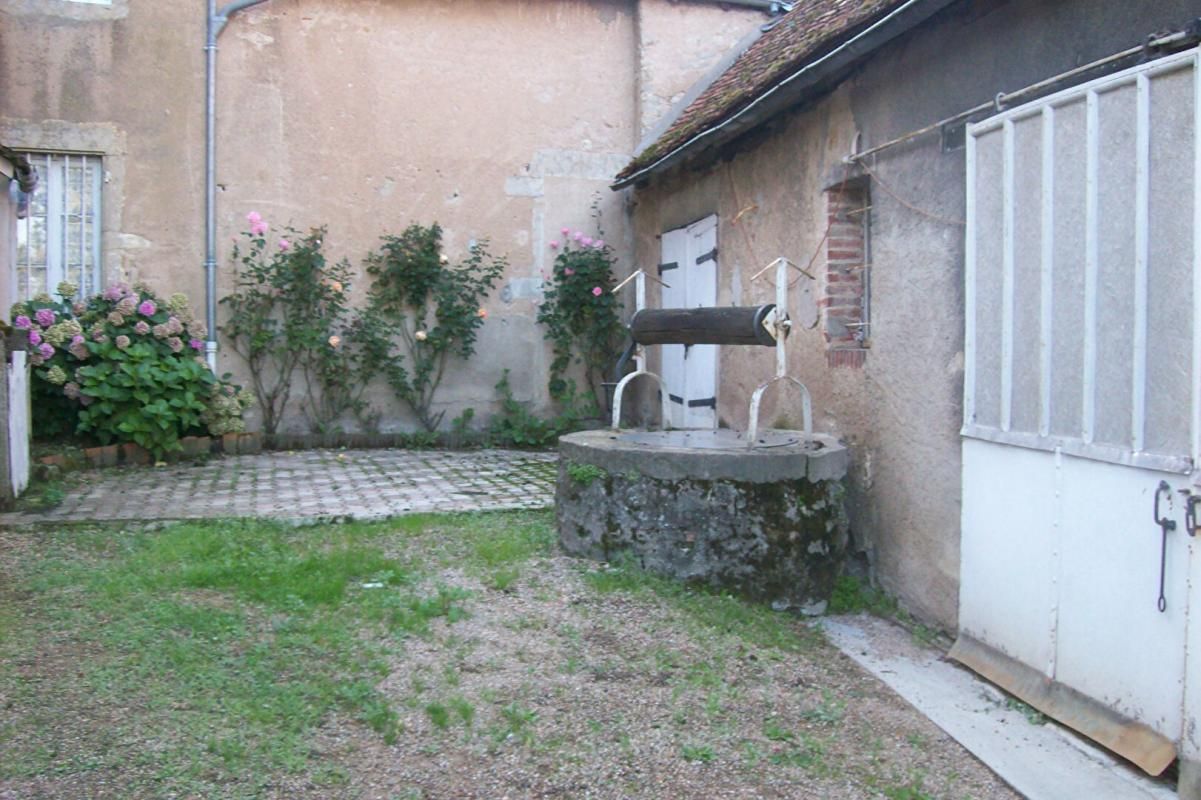 MARLY-SUR-ARROUX Maison Marly Sur Arroux 5 pièce(s) 123 m2 1