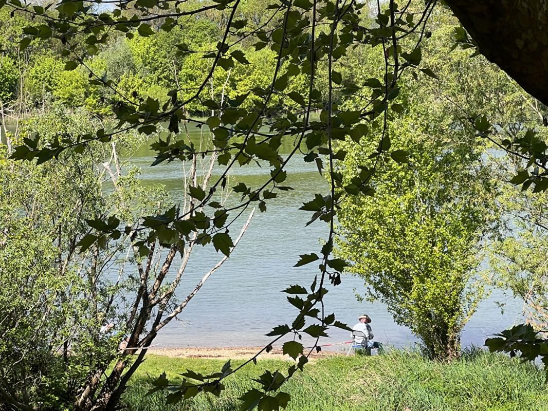 BEAUREGARD Duplex BEAUREGARD 4 pièces 94.15 m2 avec terrasse, cave et 2 stationnements privés sécurisés 2