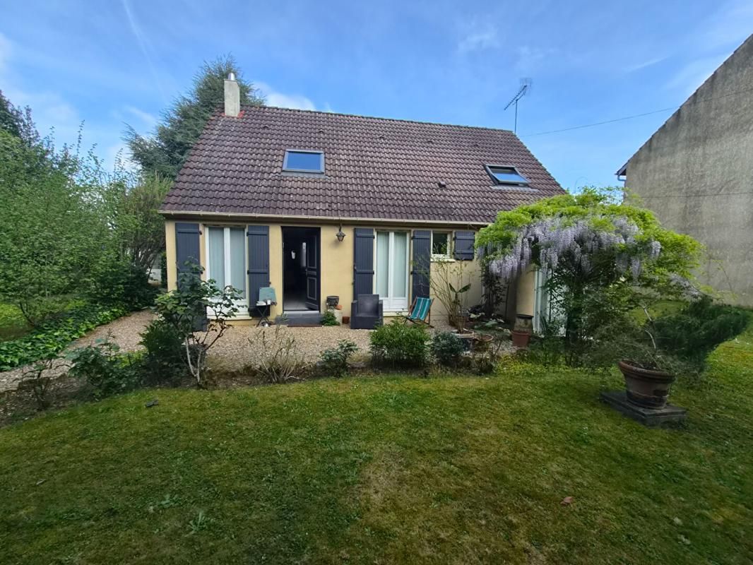 SAINTE-GENEVIEVE-DES-BOIS Maison  5 pièce(s) 125 m2 2