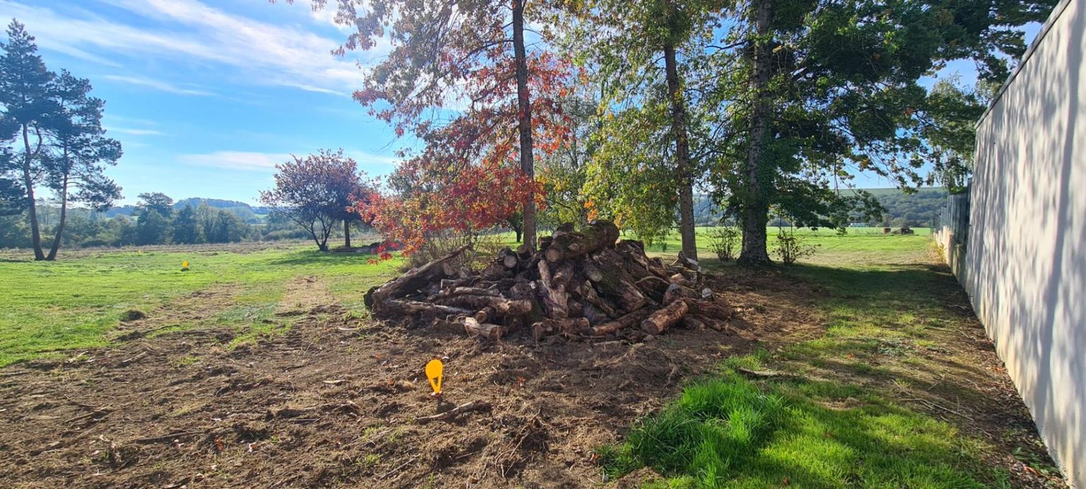 SèVREMOINE Terrain constructible St Crespin 1146 M² en second rideau, non viabilisé. Accès avec empierrement réalisé (avec passage des fourreaux) 4