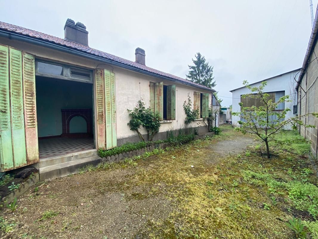 SAINTE-PAZANNE ENSEMBLE IMMOBILIER -  44680 SAINTE PAZANNE  - BUDGET 249 600  HAI 3