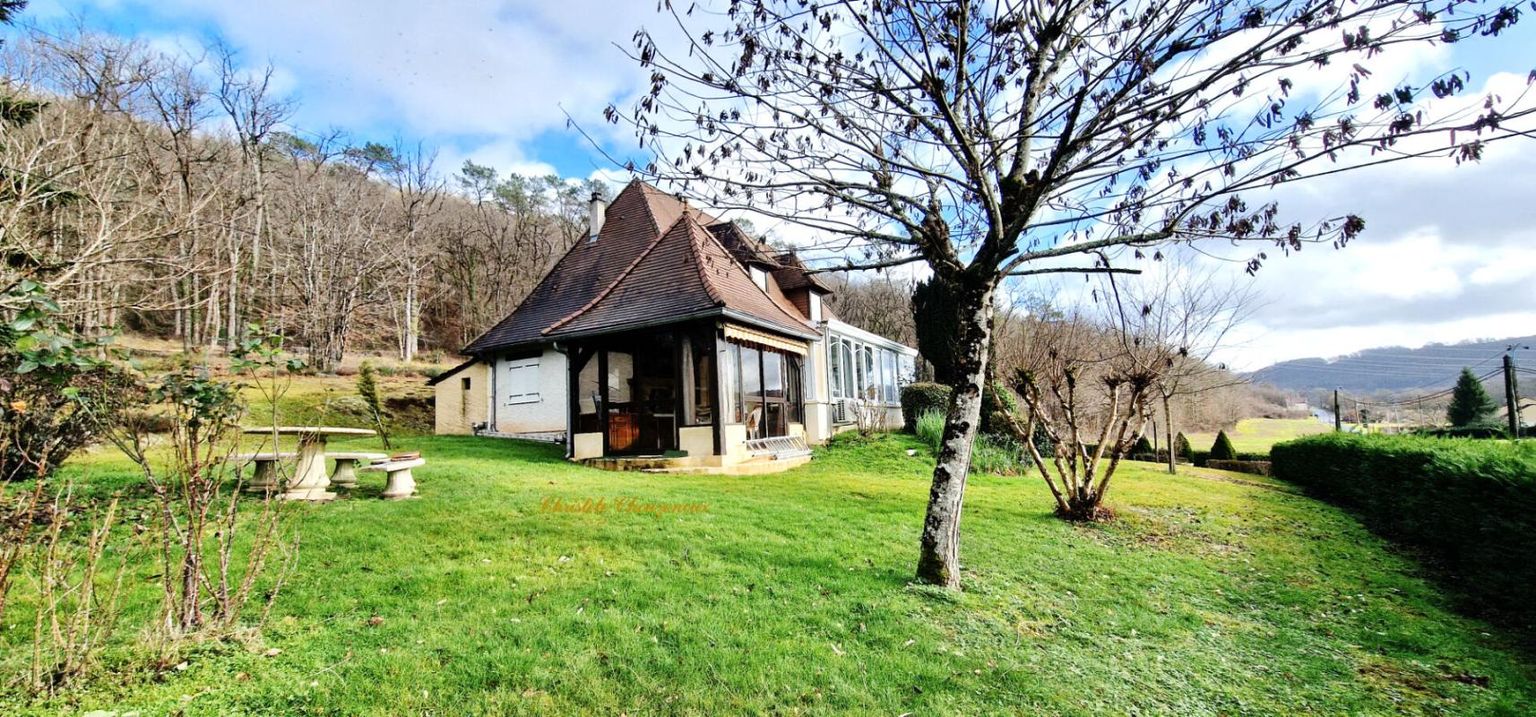 TERRASSON-LAVILLEDIEU 24120 Terrasson Lavilledieu  : Grande Périgourdine avec parc de 2844m² 2