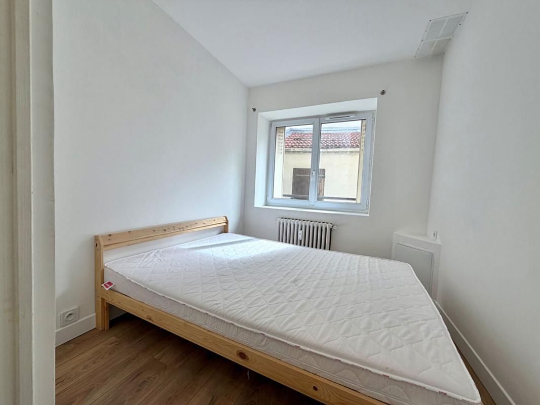 SUCY-EN-BRIE Appartement à vendre centre-ville Sucy En Brie - 2 pièces 2