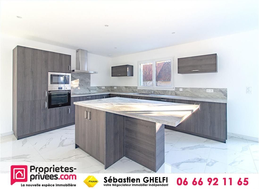 CONTRES belle maison de plain pied avec grande salle de vie d'environ 80 m² 3