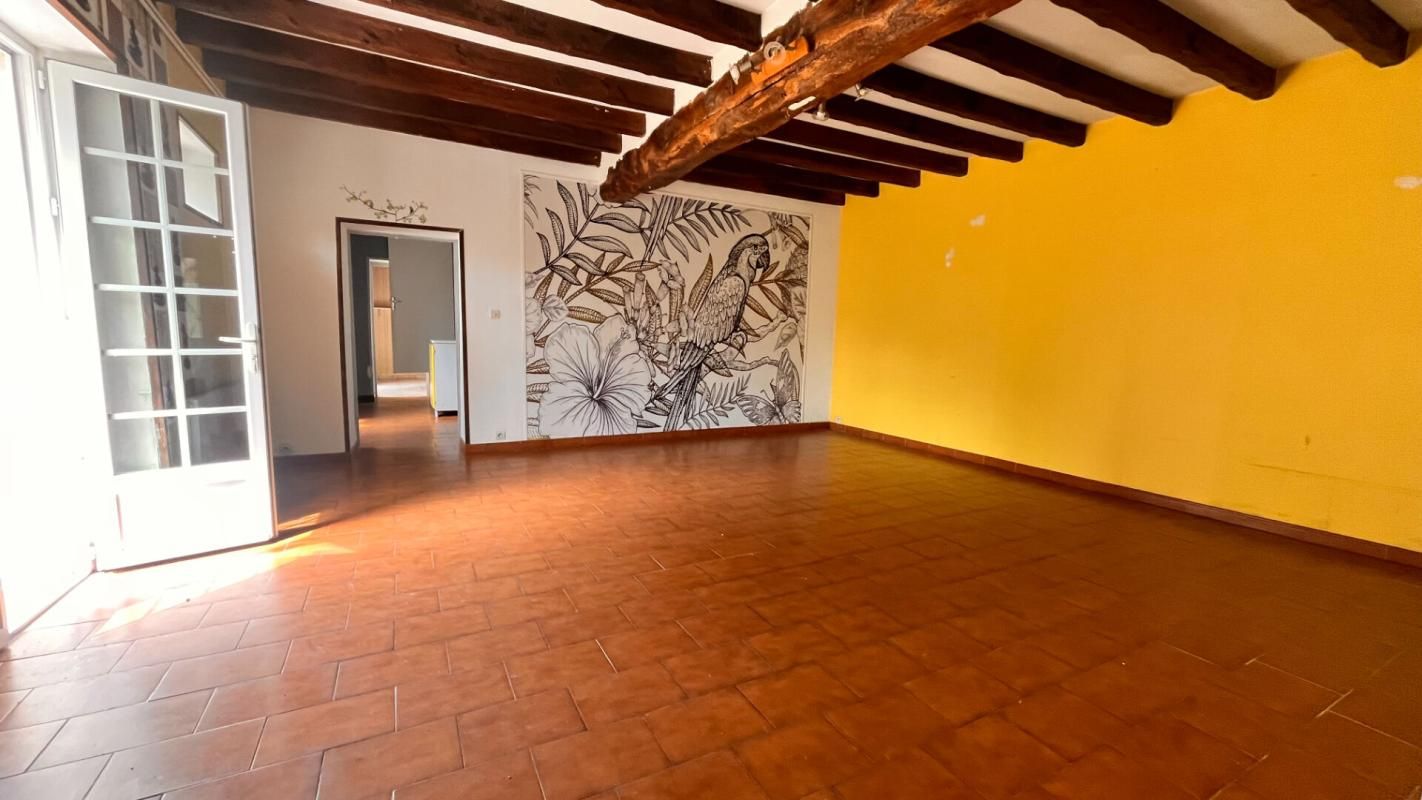 CHATEAU-DU-LOIR Maison Montval Sur Loir 5 pièce(s) 121 m2  - 3 chambres 3
