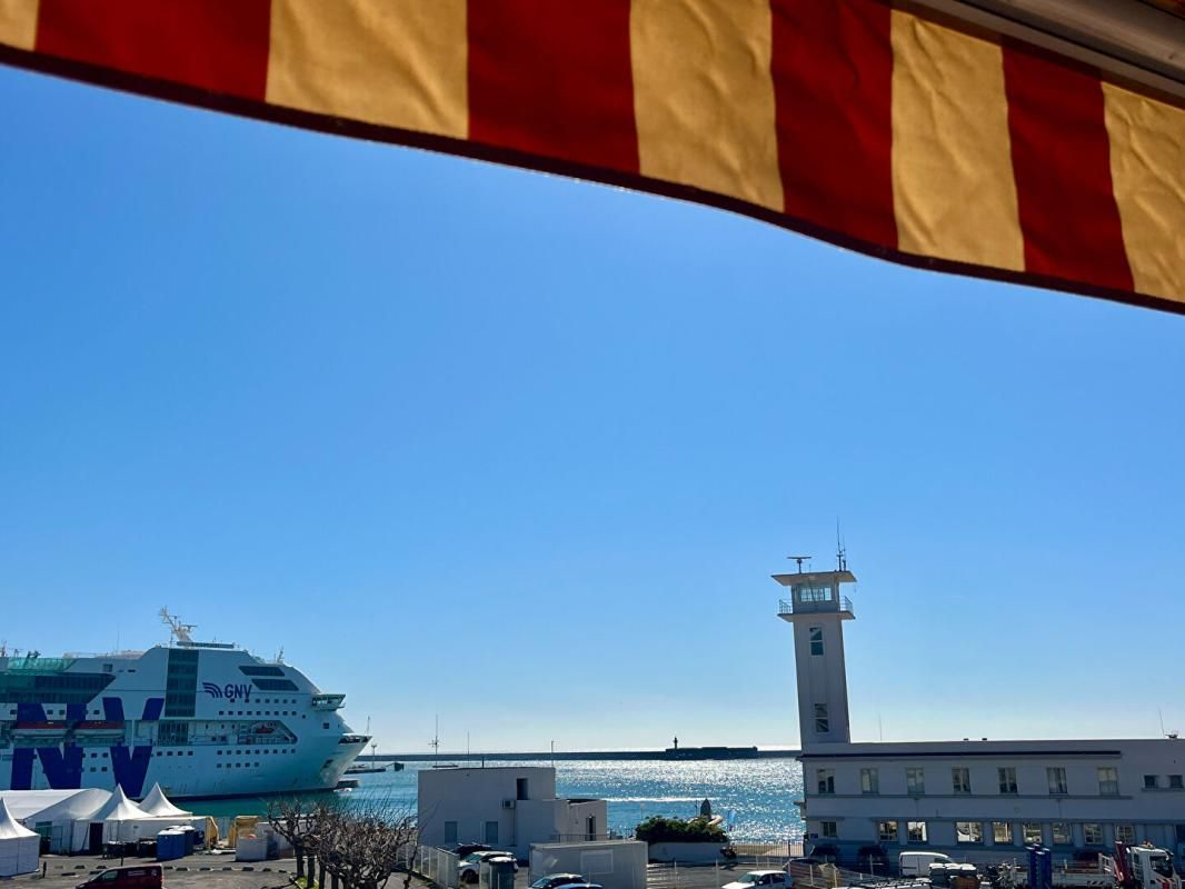 SETE Sète dans quartier prisé face à la mer ! 3