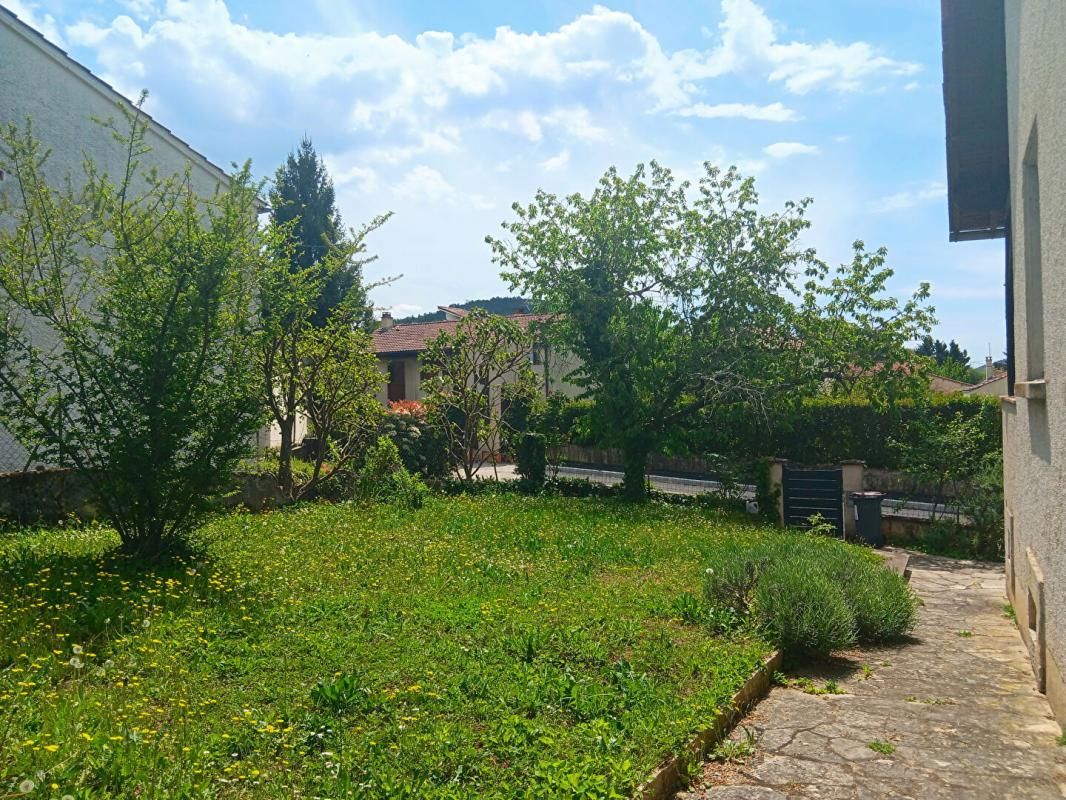 CAHORS Cahors 46000 Cabessut. Maison 170 m2, 4 chambres avec jardin 2