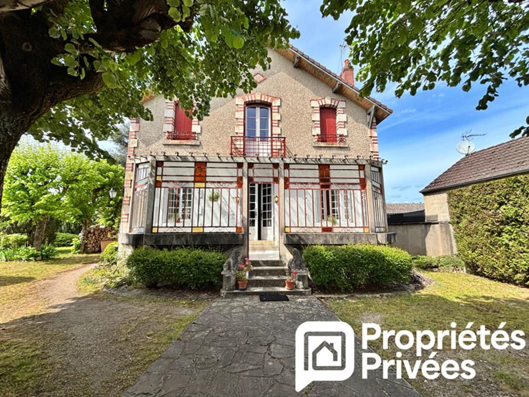 MEHUN-SUR-YEVRE Maison de caractère ? 185 m² ? Mehun-sur-Yèvre (18500) 2