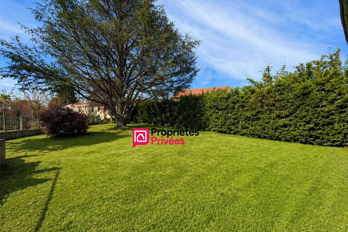 SAINT-OURS Maison  T4  de 127m² au coeur de Saint Ours 63230 avec jardin et garage à vendre 2