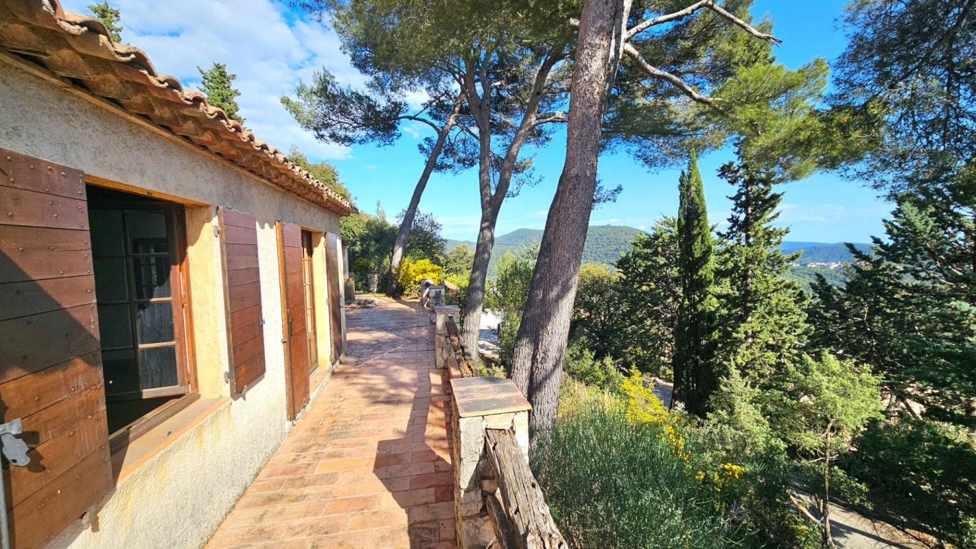 BARGEMON Villa sur les hauteurs de Bargemon 2