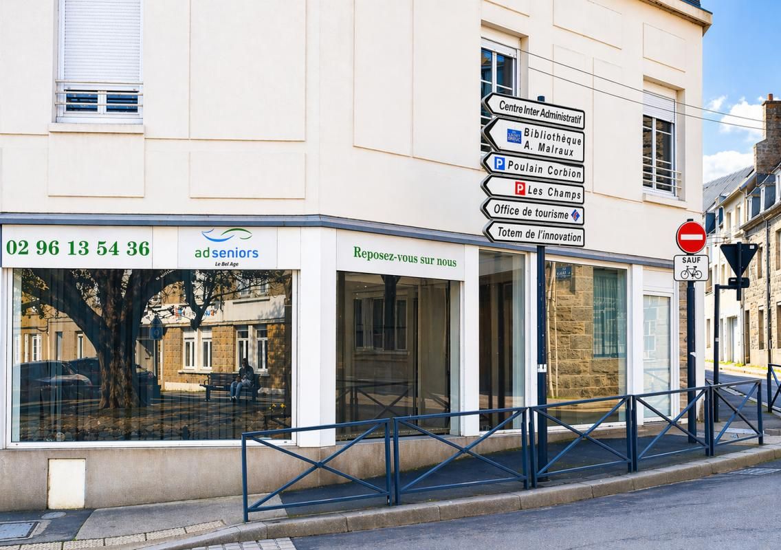 SAINT BRIEUC - Local commercial ou professionnel Belle visibilité