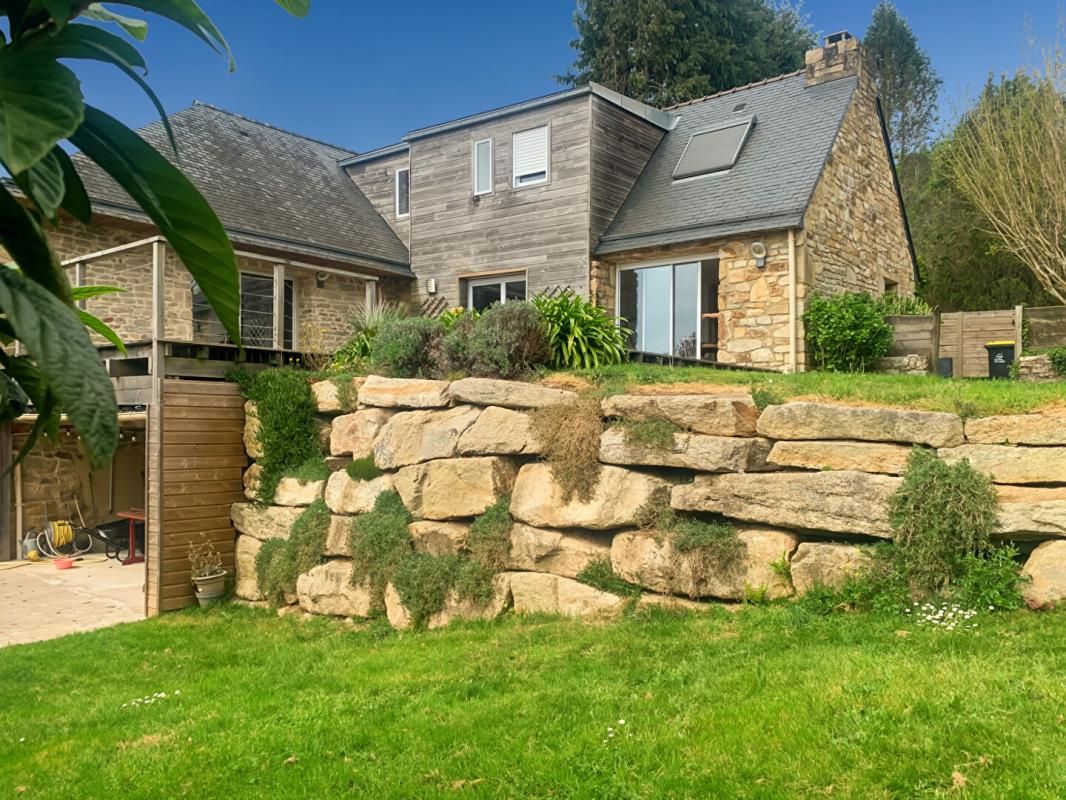 MONTERBLANC Maison 200 m2 à 10 mns de Vannes 1
