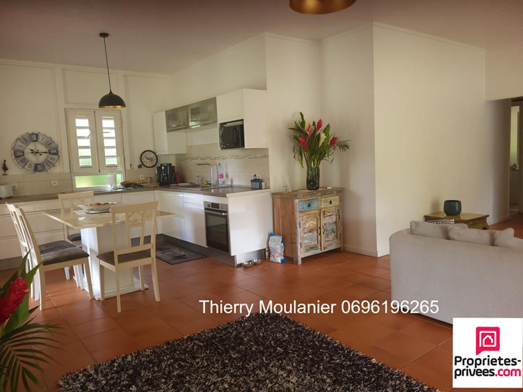 LE LAMENTIN Lamentin, Magnifique villa de plain-pied avec jardin plat 4