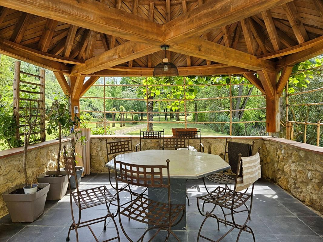 ASTAFFORT ASTAFFORT  :  L'Âme du Moyen-Âge au fil de l'eau : Ancien Moulin d'Exception 230 m² 2