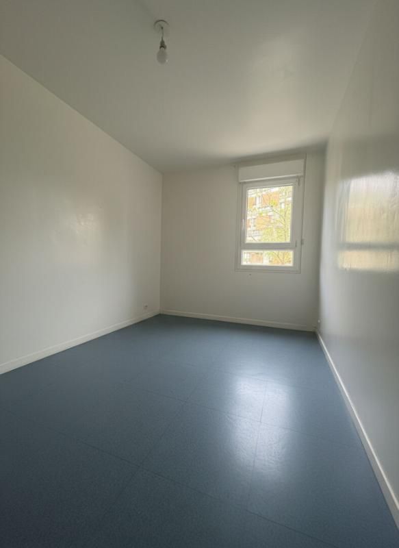 EVRY Appartement Evry Courcouronnes 5 pièces - Centre ville - Haut rendement locatif 4