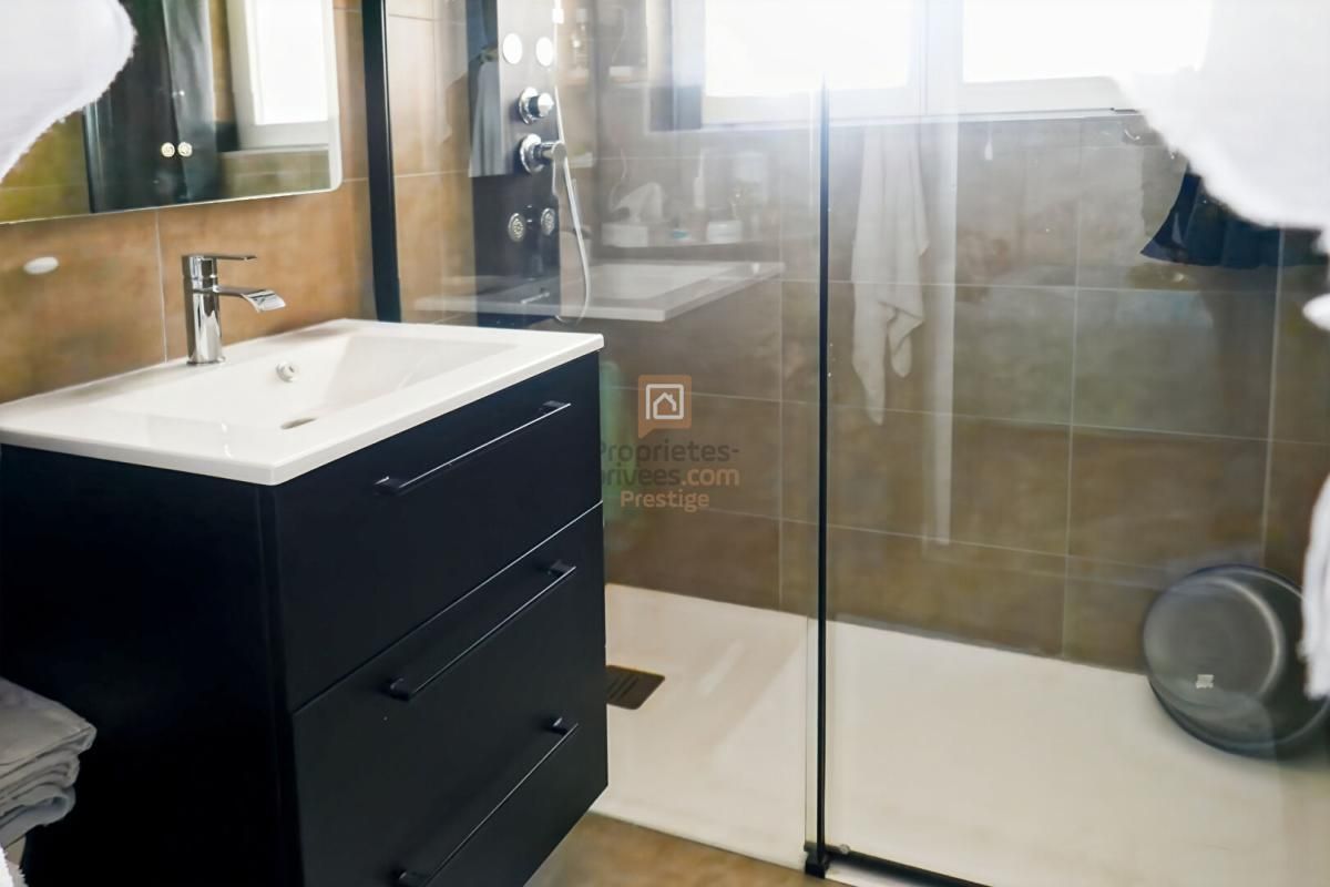 MERIGNAC Charmante Maison  familiale Soignée avec jardin paysager 4