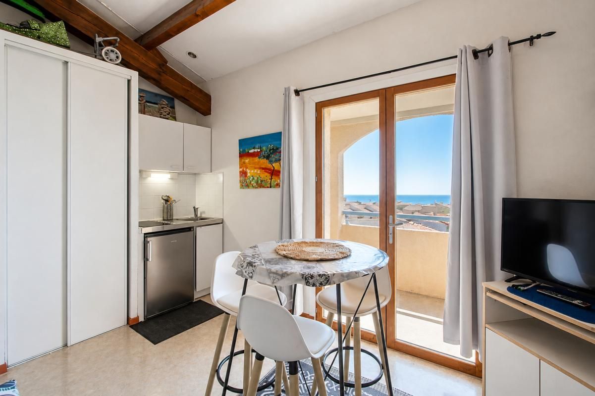 SAINT PIERRE LA MER Appartement Saint Pierre La Mer vue Mer 4
