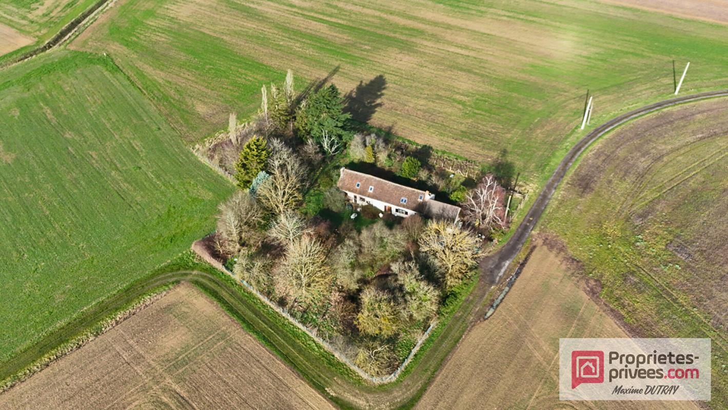 Longère 5 pièces 145m²