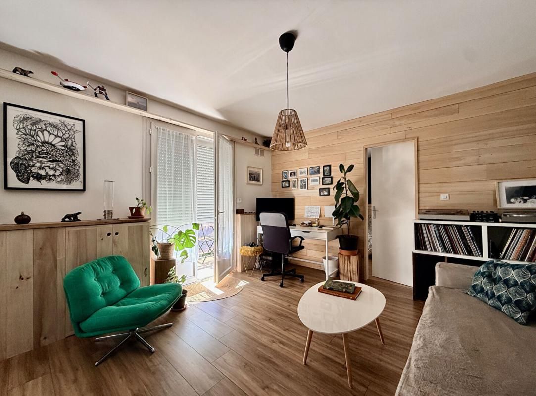 Appartement 2 pièces 47 m2 avec balcon - FONTAINE LES DIJON