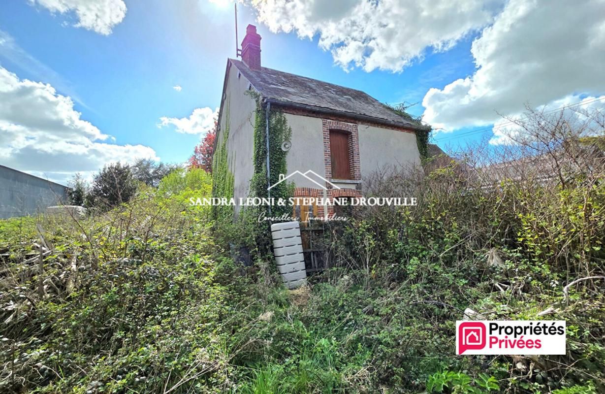 MAINTENON PROCHE MAINTENON Terrain à bâtir et divisible de 796 m2 3