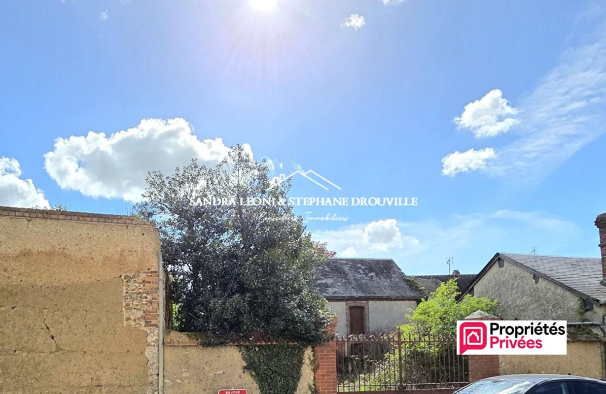 MAINTENON PROCHE MAINTENON Terrain à bâtir et divisible de 796 m2 4