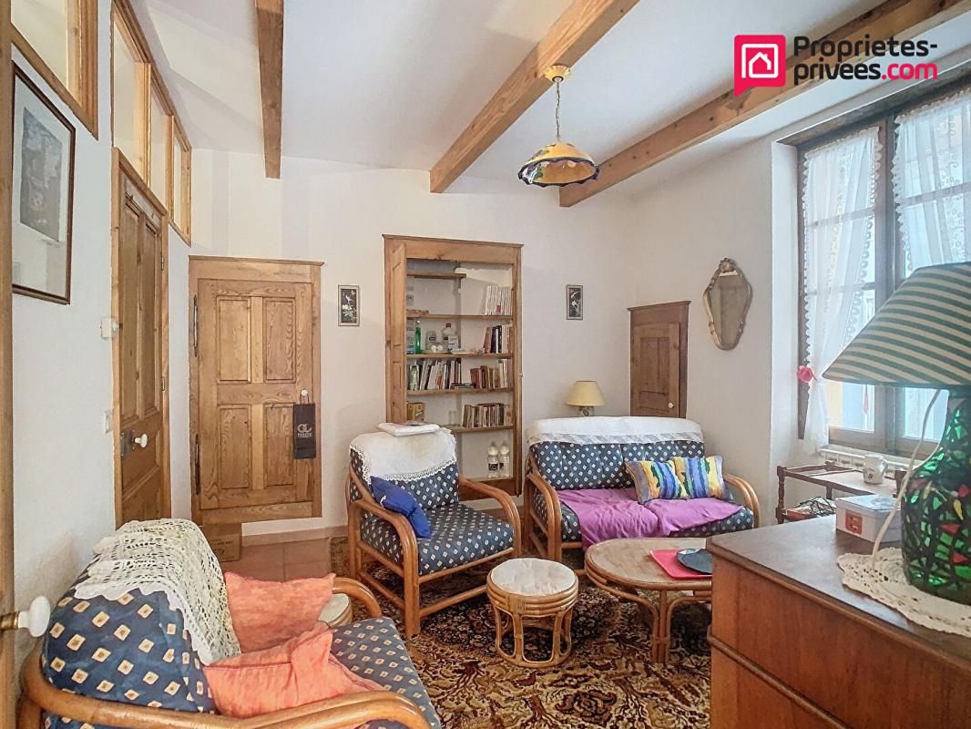 AVEZE Appartement Aveze 5 pièce(s) 92 m2 1