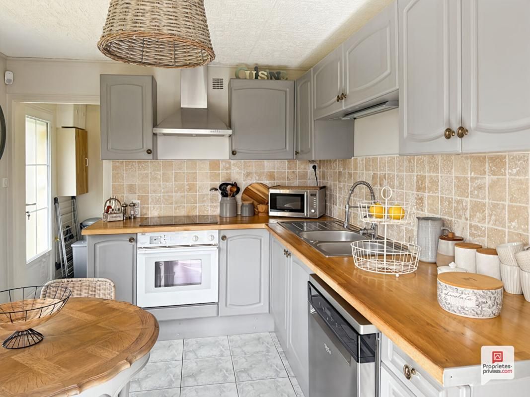 COULANS-SUR-GEE Maison Coulans Sur Gee 7 pièce(s) 112 m2 2