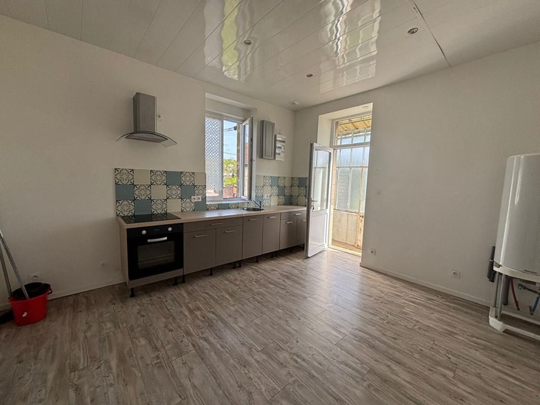 IMPHY Appartement T2 avec grand jardin - Imphy -  46.29 m2 2