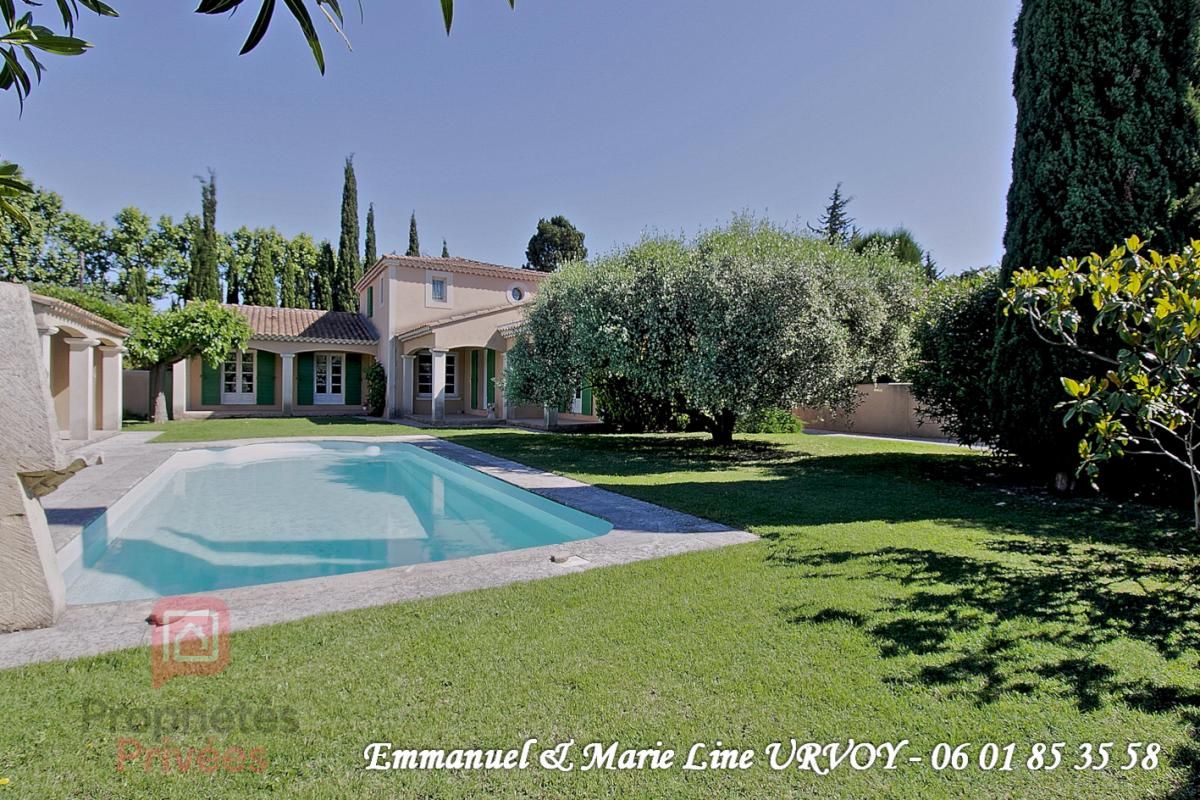 GRAVESON Proche Saint Rémy de Provence - Maison de plain-pied 141m² avec piscine, jardin et garage 1