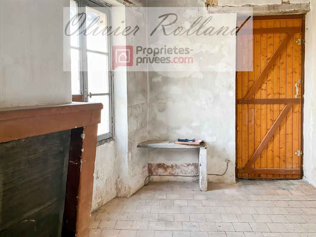 AUBIGNE-SUR-LAYON 49540 - Aubigné sur Layon - Maison à rénover de 104 m² sur 500 m² de terrain avec dépendances 4