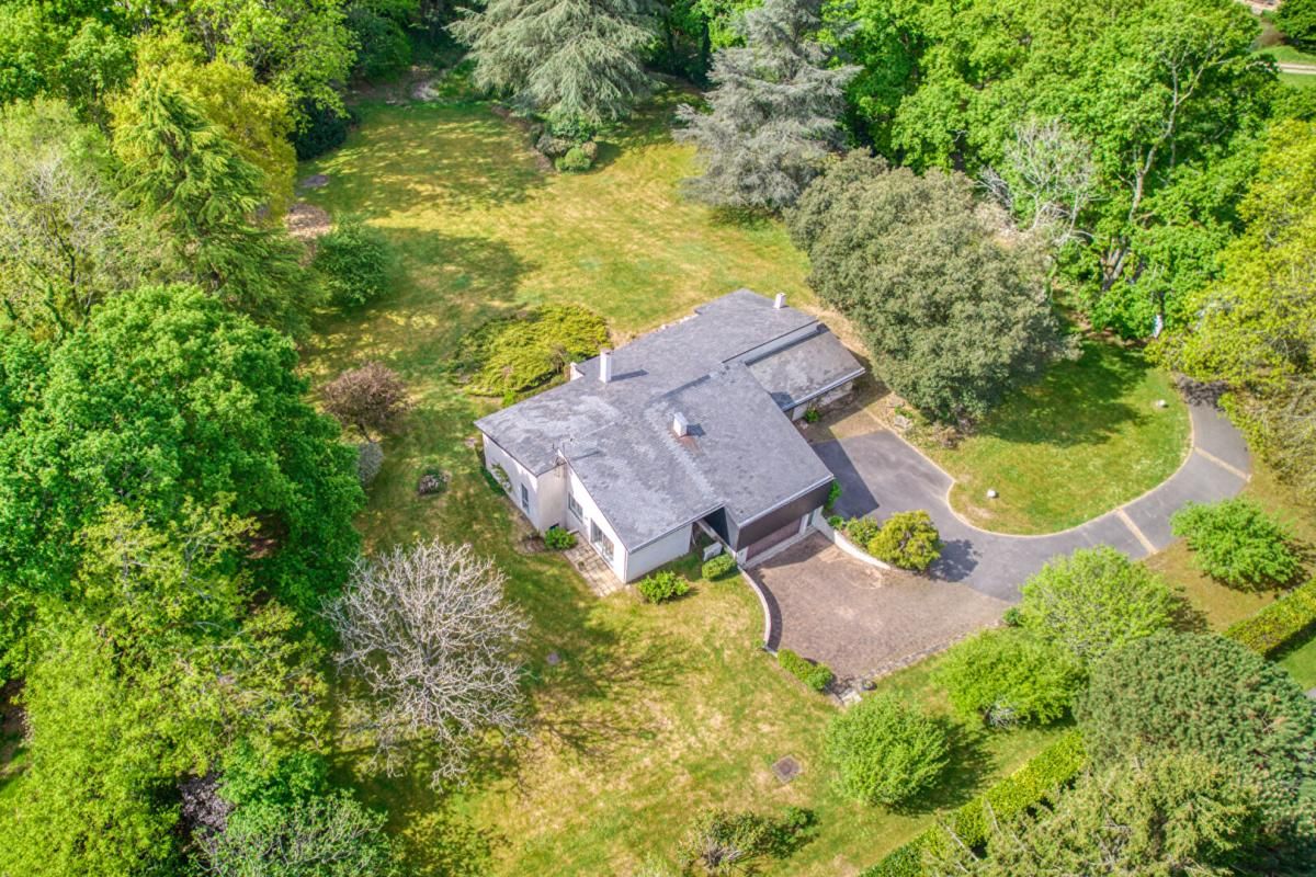 SAUTRON Maison Sautron 8 pièce(s) 260 m2  au coeur d'un parc arboré 3