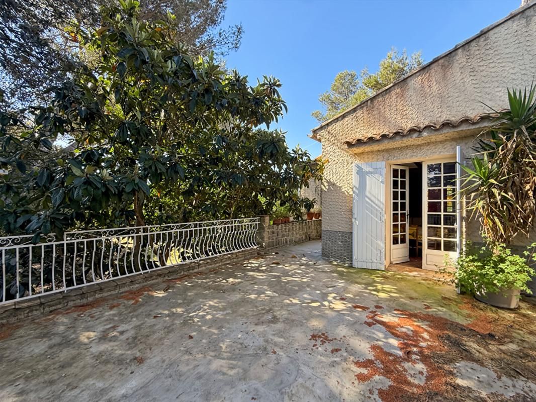 CARPENTRAS À vendre propriété à Carpentras avec piscine et gîtes 4
