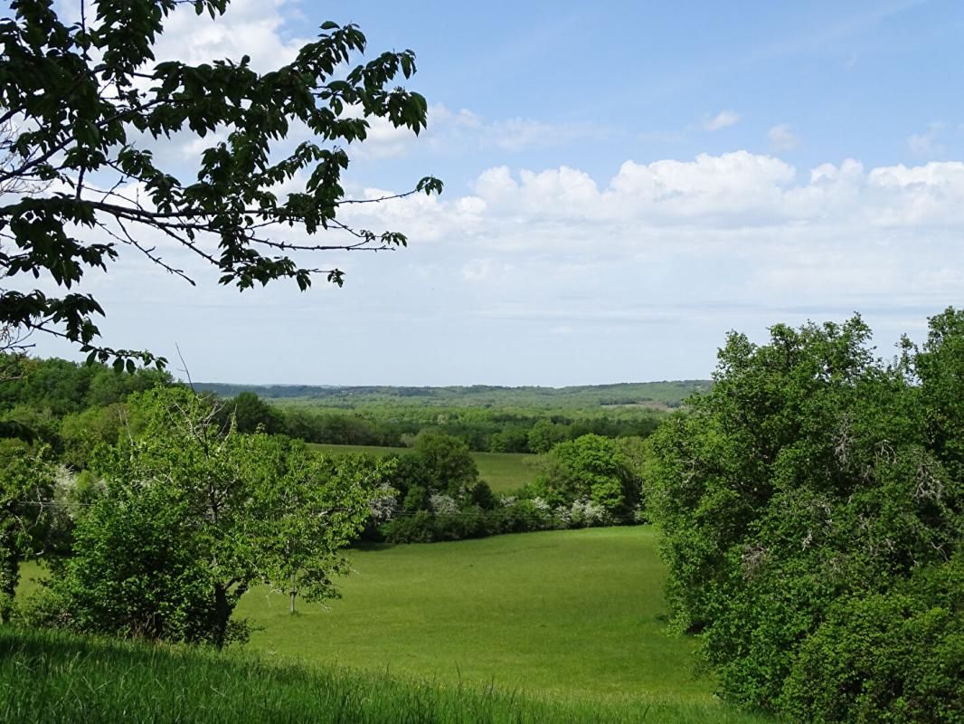 THENON Maison Thenon 4 pièce(s) 131 m2 2