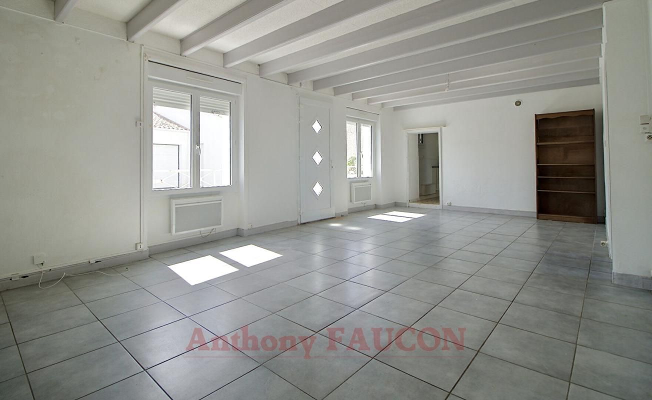 SAINT-MICHEL-EN-L'HERM Maison Saint Michel En L Herm 3 pièce(s) 100 m2 3