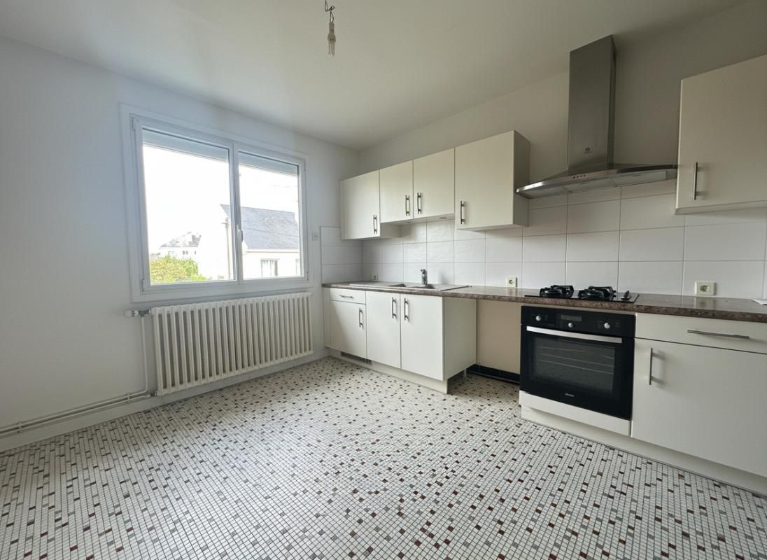 SAINTE-LUCE-SUR-LOIRE Maison  120 m2 3