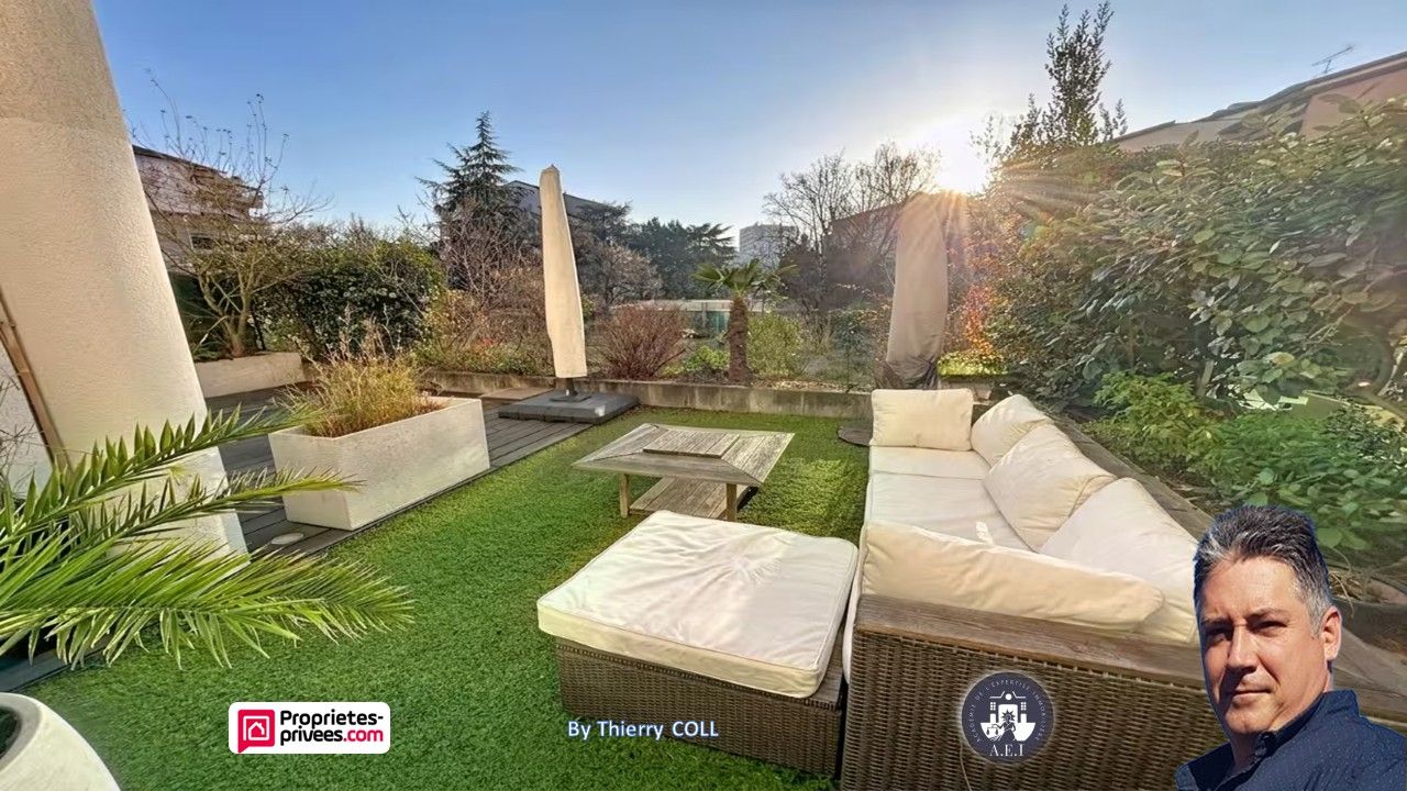 LYON-7E-ARRONDISSEMENT Appartement Lyon 3 pièce(s) 75  M² terrasse 1