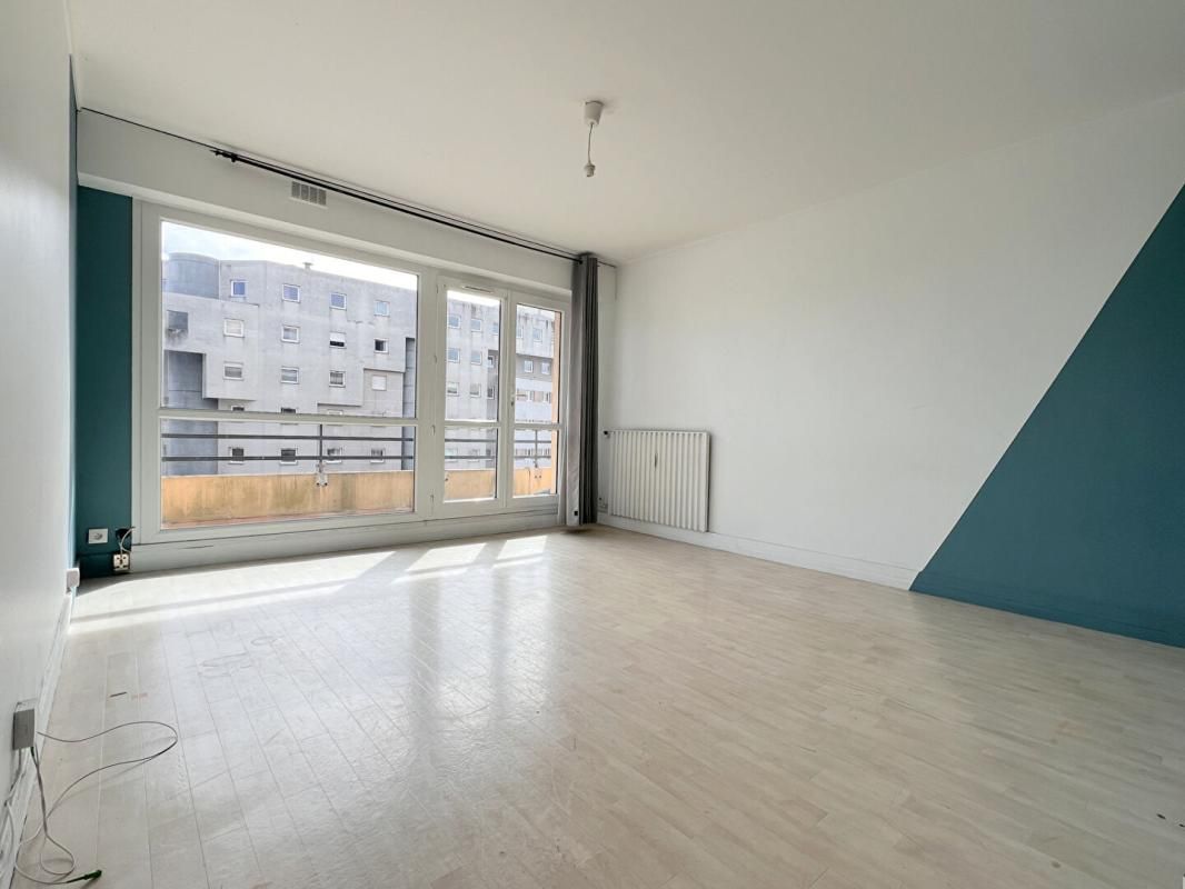 LE MANS Appartement - Le Mans - BOLLEE - T2 - 52 m² 2