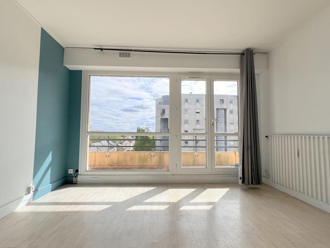 LE MANS Appartement - Le Mans - BOLLEE - T2 - 52 m² 4
