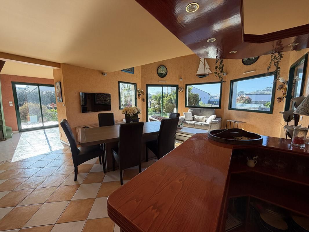 PLEUBIAN Maison avec accès plage à pied ,grand terrain de 1 242 m² à Pleubian 4
