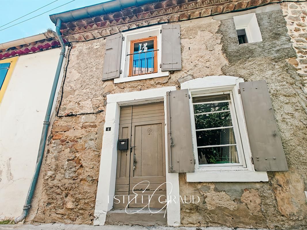 Maison en pierre sur Puicheric 2 pièces