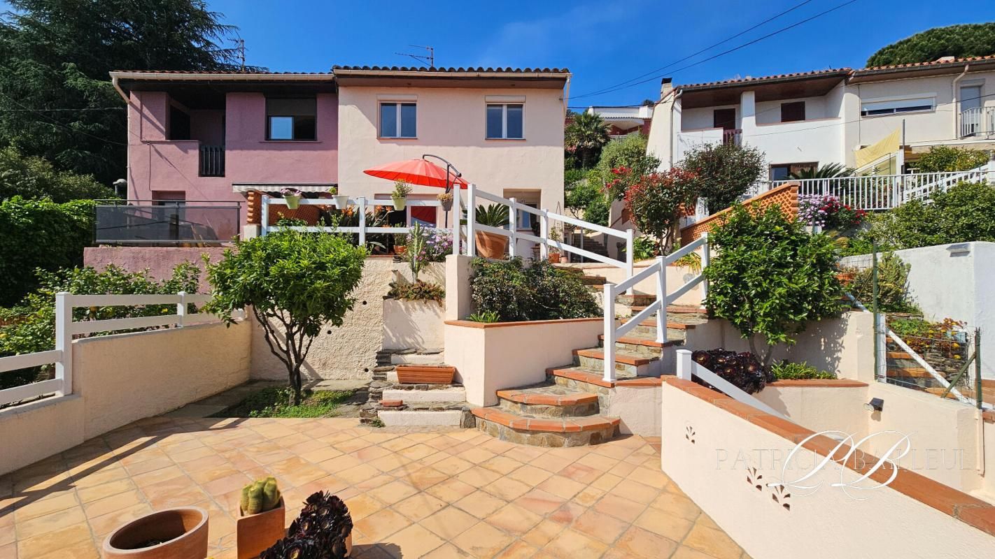 PORT-VENDRES Port Vendres - Villa 3 faces avec vue ,terrasses et garages 4