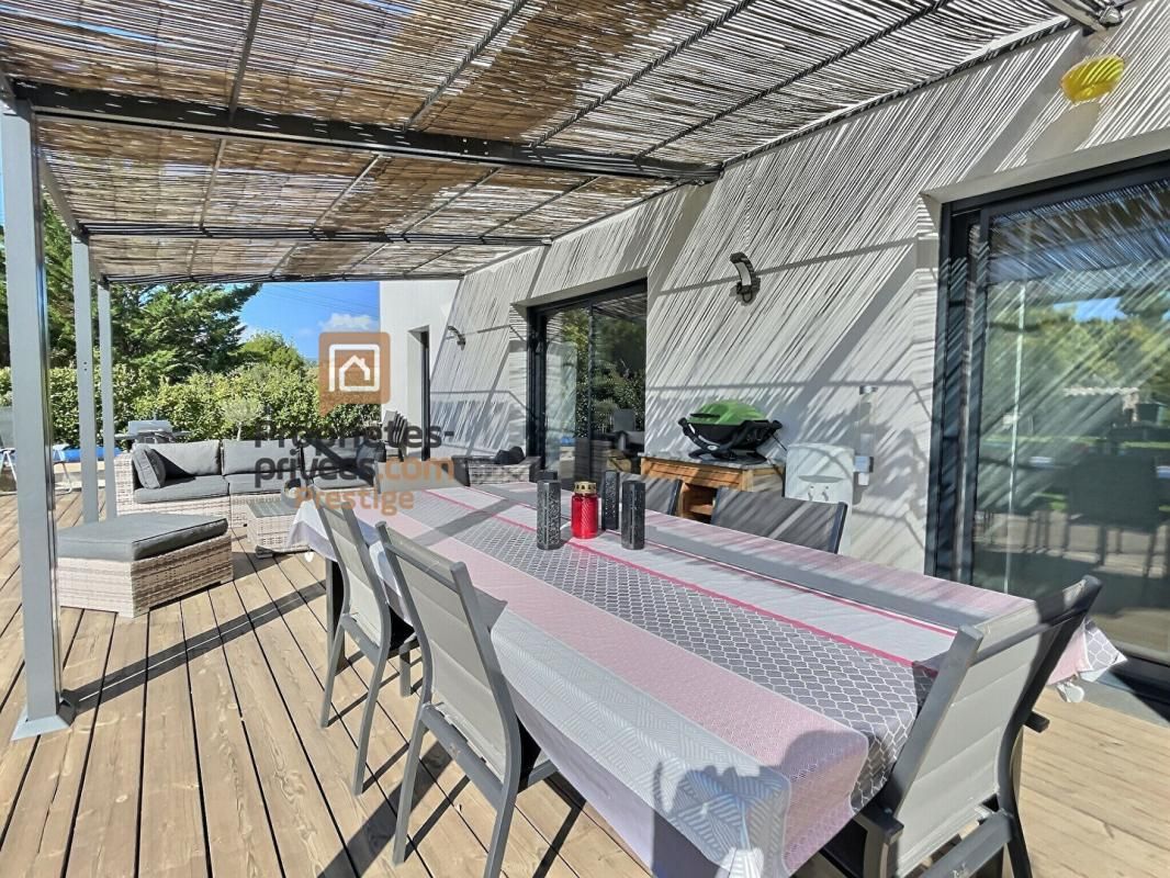 MONTAUROUX villa récente  6 p avec piscine proche A8 5 pièce(s) 140 m2 4